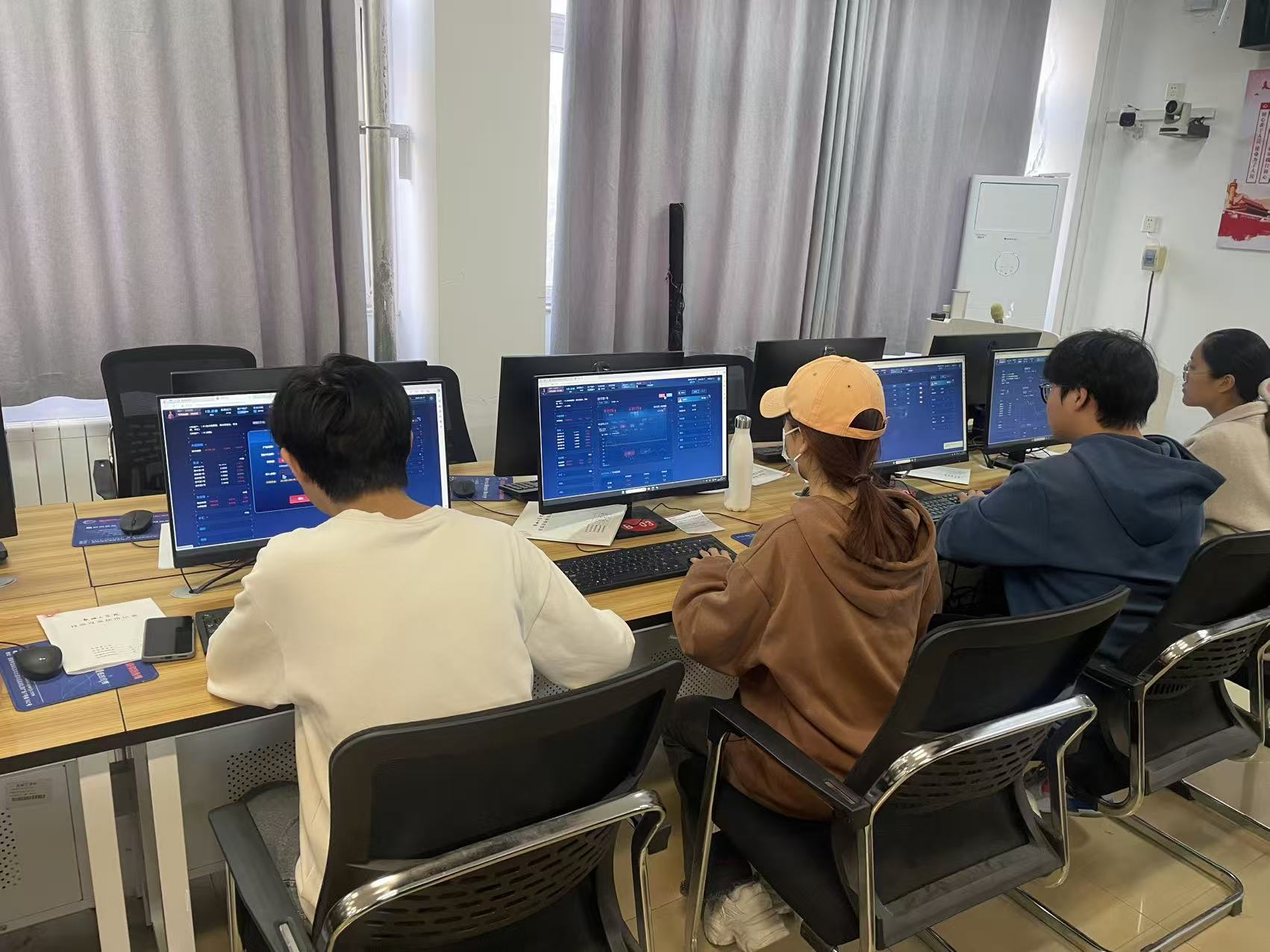 以智育才，赋能未来 | 2025年第四届“金育杯”金融智能投顾大赛圆满收官!(图8)