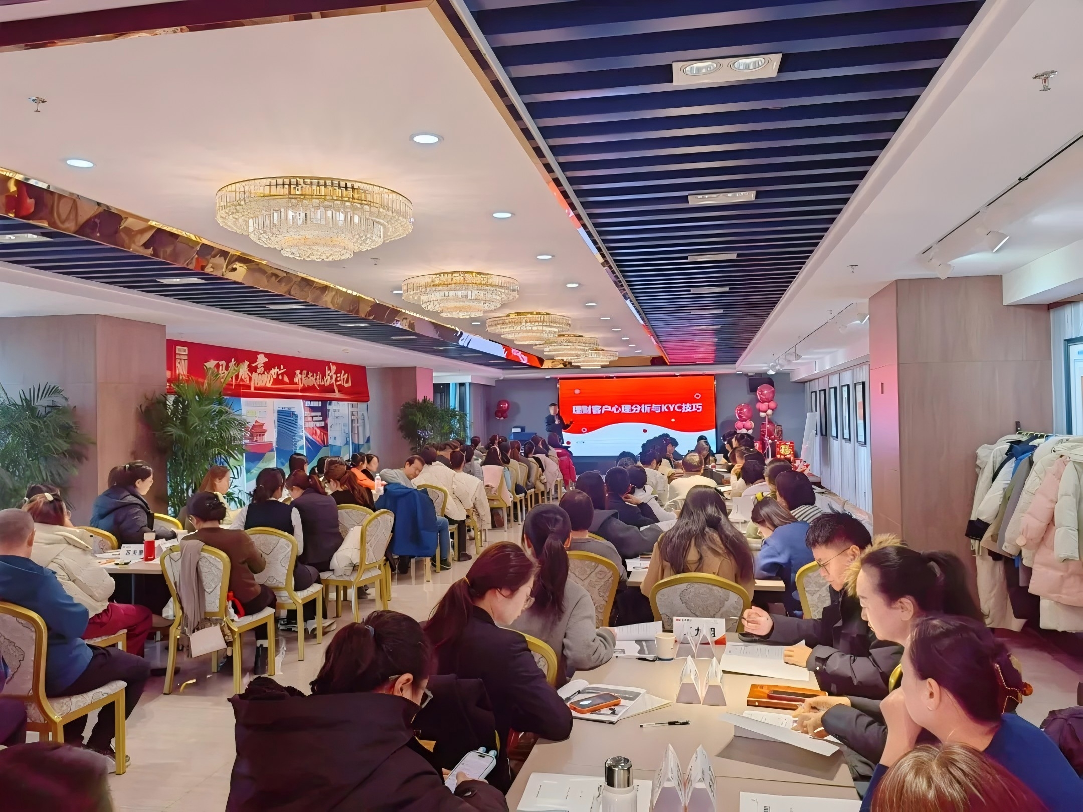 2-26010Q1121c42.jpg 2-26010Q1121c42.jpg