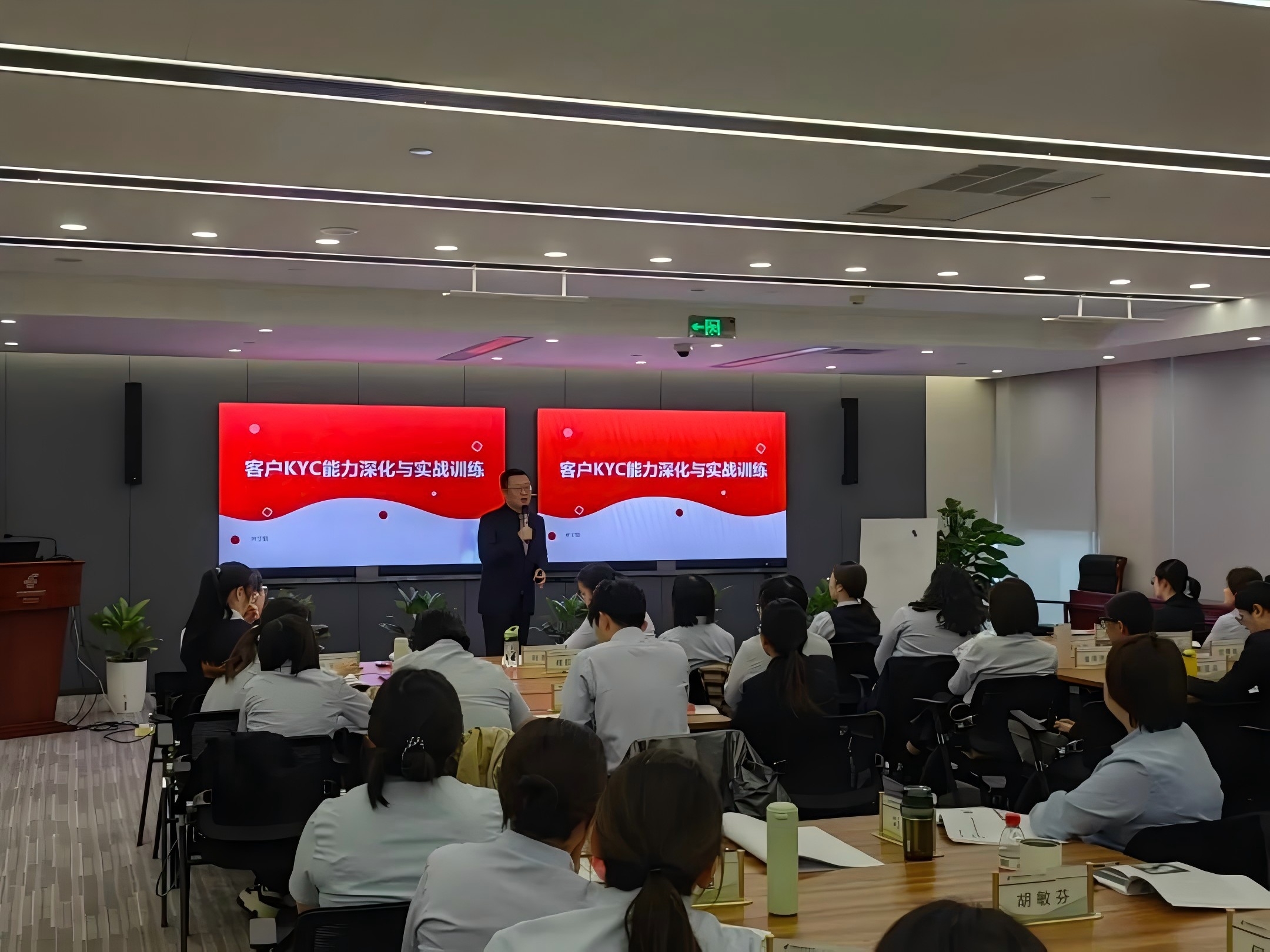 2-26010Q136023T.jpg 2-26010Q136023T.jpg